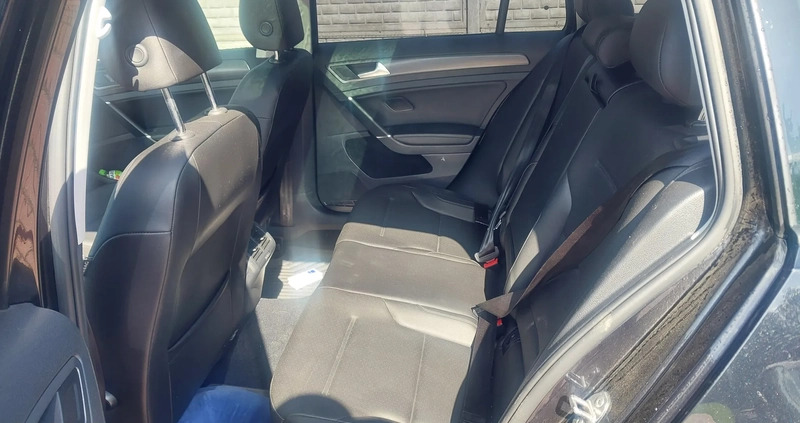 Volkswagen Golf cena 71000 przebieg: 90000, rok produkcji 2018 z Ośno Lubuskie małe 67